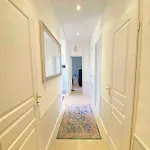 شقة 2 Bedrooms Meynadier At 2 Min Beachpalais
