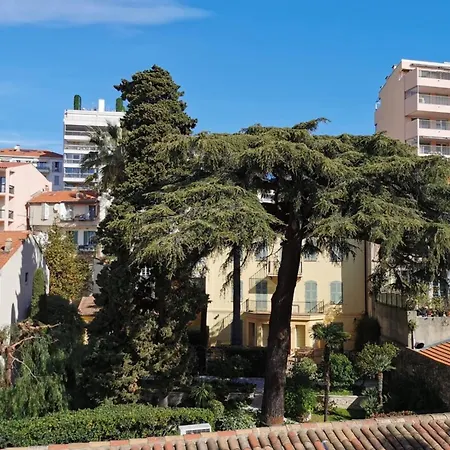 2 Bedrooms Meynadier At 2 Min Beachpalais Apartment
