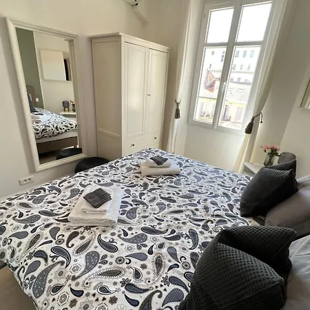 2 Bedrooms Meynadier At 2 Min Beachpalais Appartamento